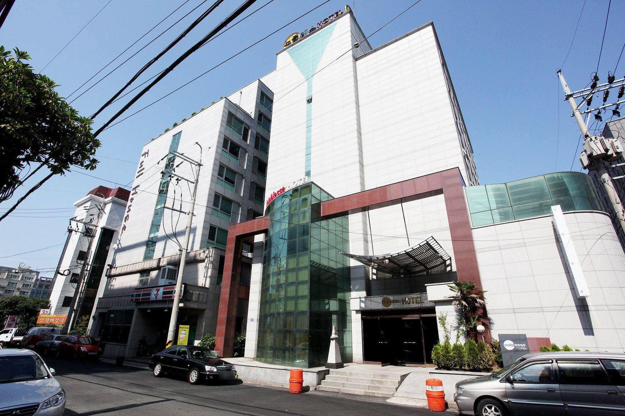 Noblesse Hotel جيجو المظهر الخارجي الصورة